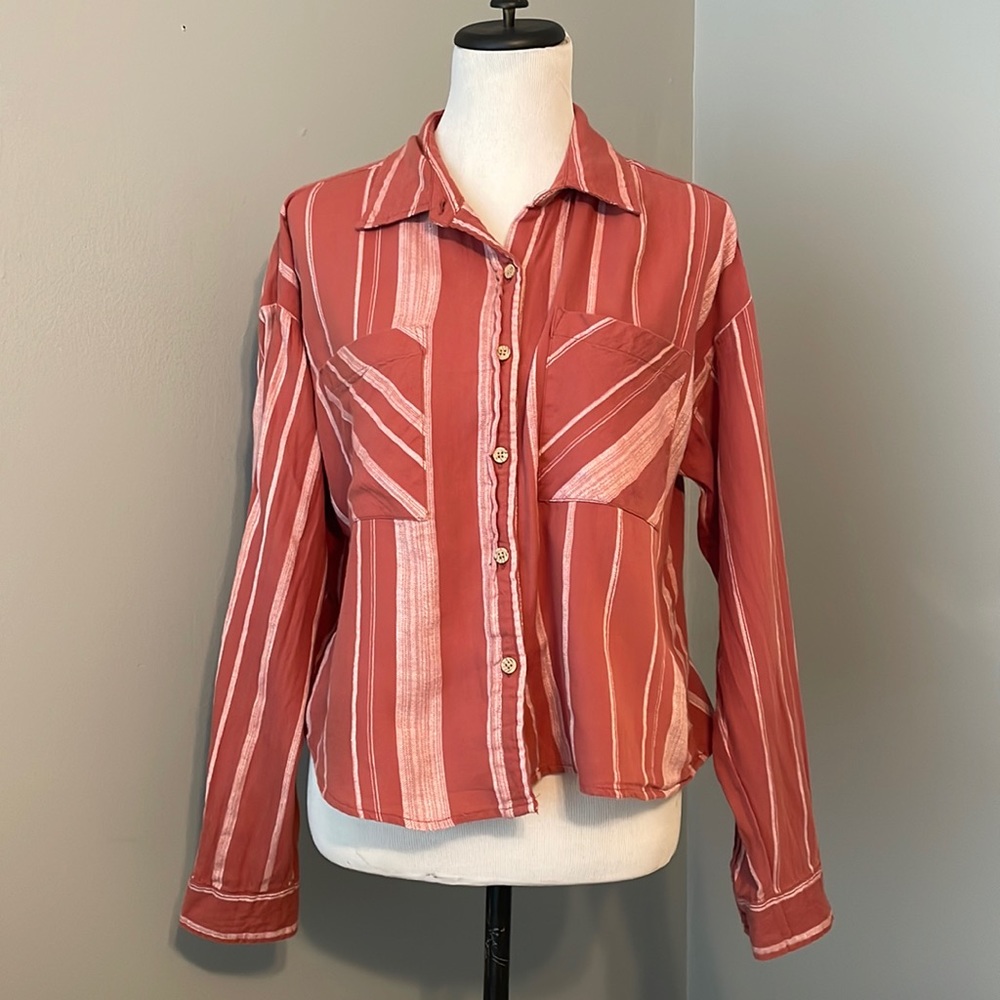 sandy & sid Long Sleeve Button-Down Shirt